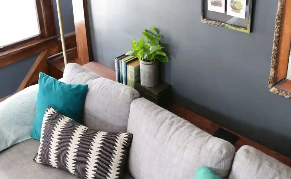 couch shelf