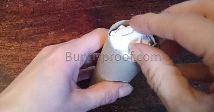 rabbit toy toilet roll treat tumbler pt4